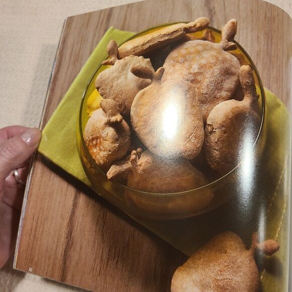 Cooking For Dogs New Recipes From Dog's Deli Softbound NWT - Picture 7 of 12